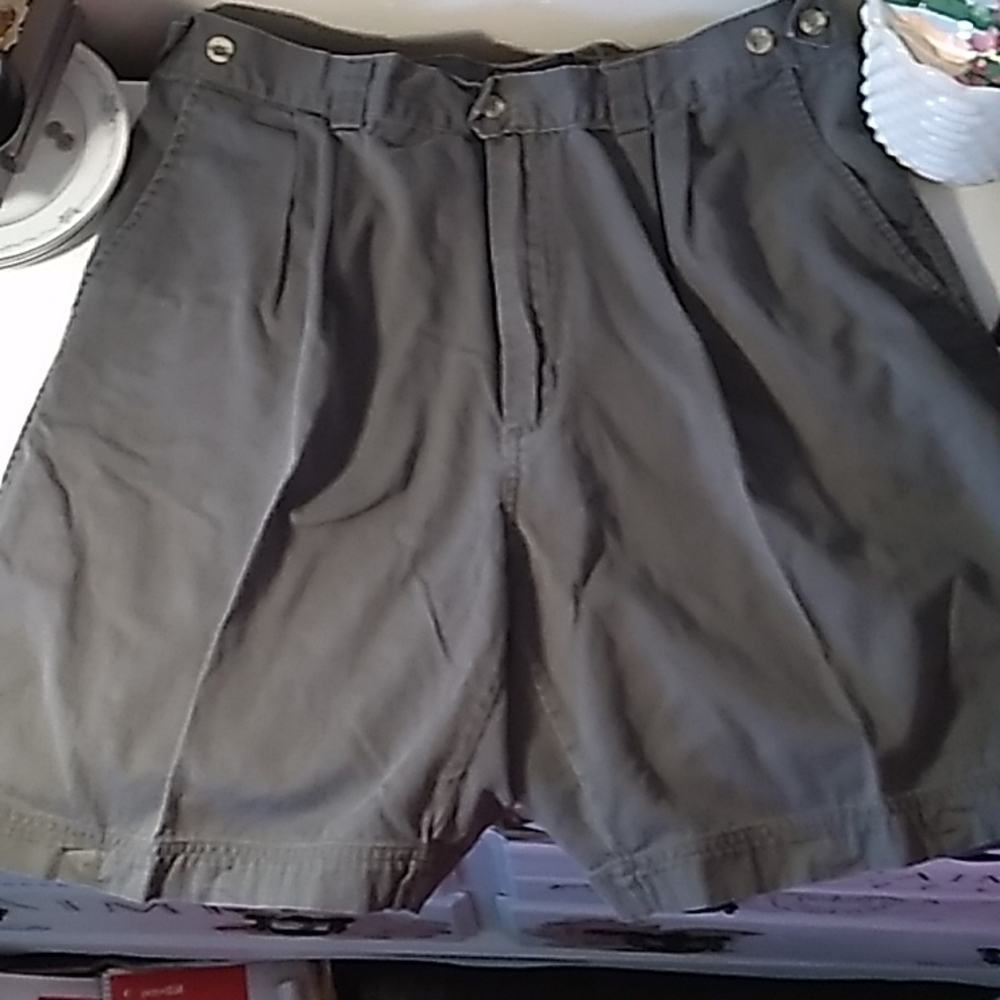 Vintage 1980s Le Tigre pleated front mens 36 shorts